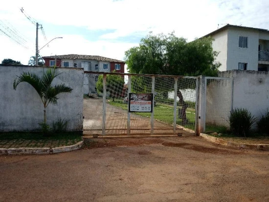 Apartamento com 1 Vaga em Luziânia/GO em Luziânia - Goiás
