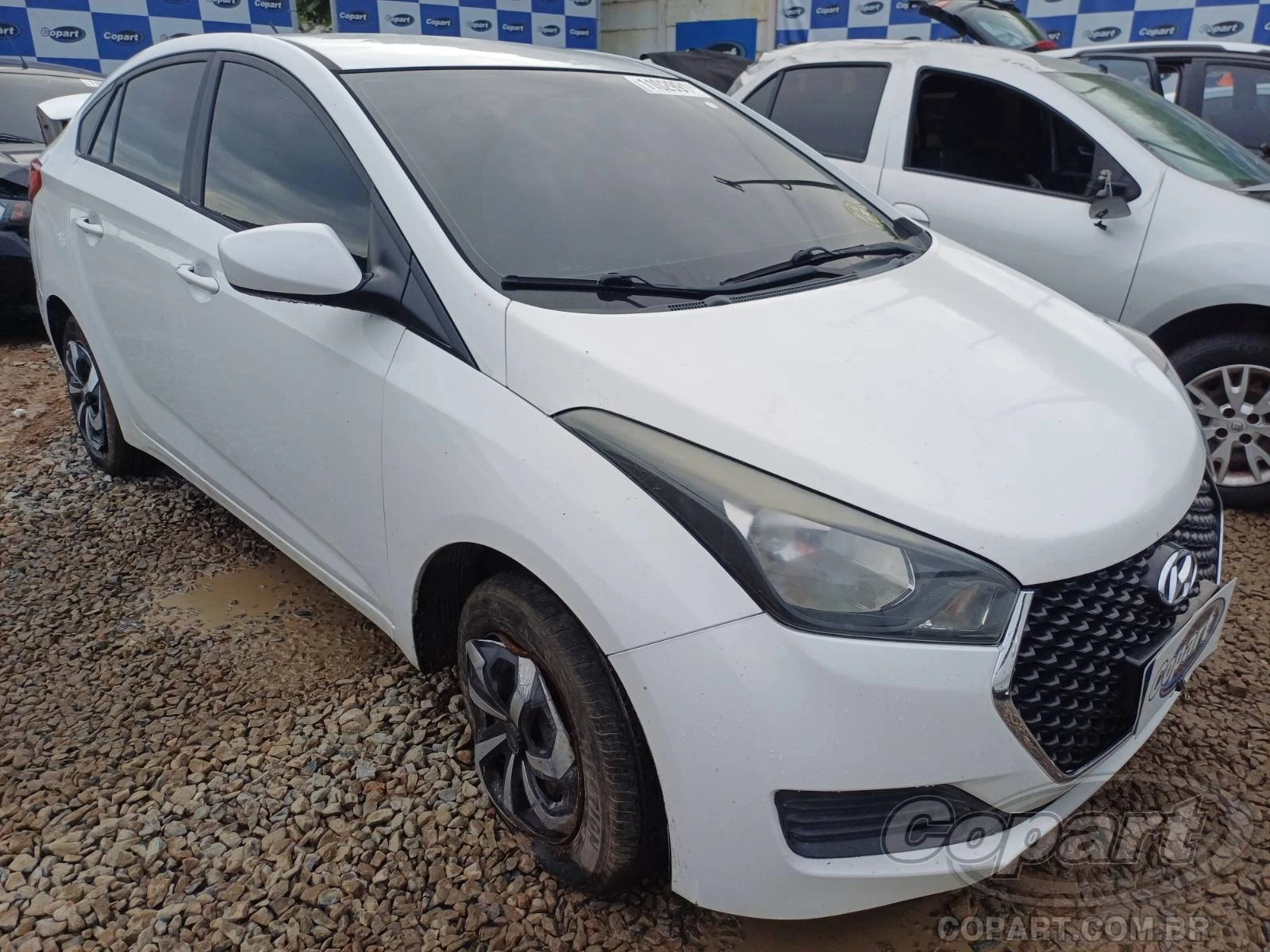 Hyundai HB20S Unique 2019 1.0 CVVT Automático em Vitória De Santo Antão - Pernambuco
