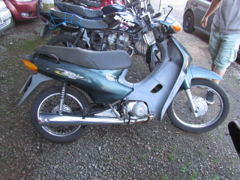 Honda Biz C100 2003/2004 em Farroupilha - Rio Grande do Sul