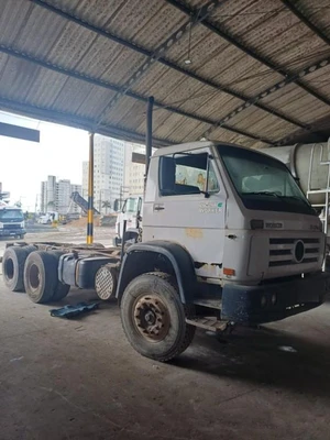 Volkswagen 26.260 EA 26.260 EA 2009 4x4 Diesel em Salvador - Bahia