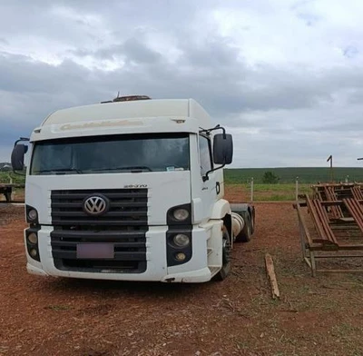 Volkswagen 25.370 CLM CLM 2008 6x2 em Curiúva - Paraná