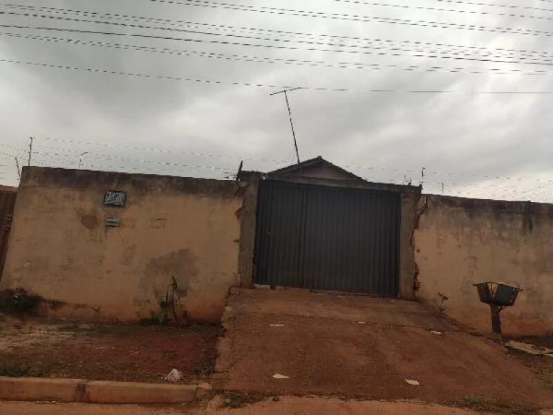 Casa com 2 Quartos em Águas Lindas de Goiás/GO em Águas Lindas De Goiás - Goiás