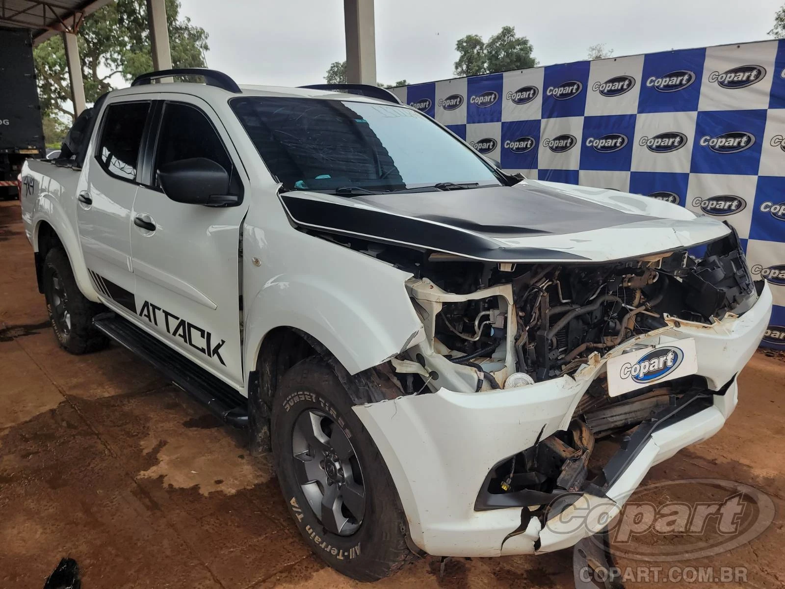 Nissan Frontier CD Attack 2019 2.3 Biturbo Automático em Campo Grande - Mato Grosso do Sul