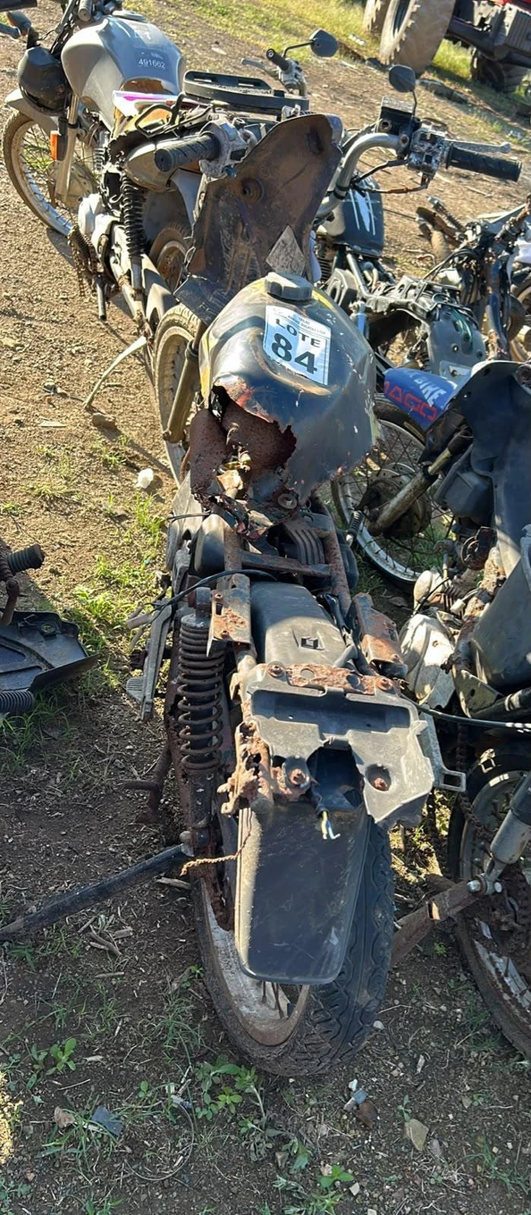 Yamaha Moto Sucata 84 em Piracicaba - São Paulo