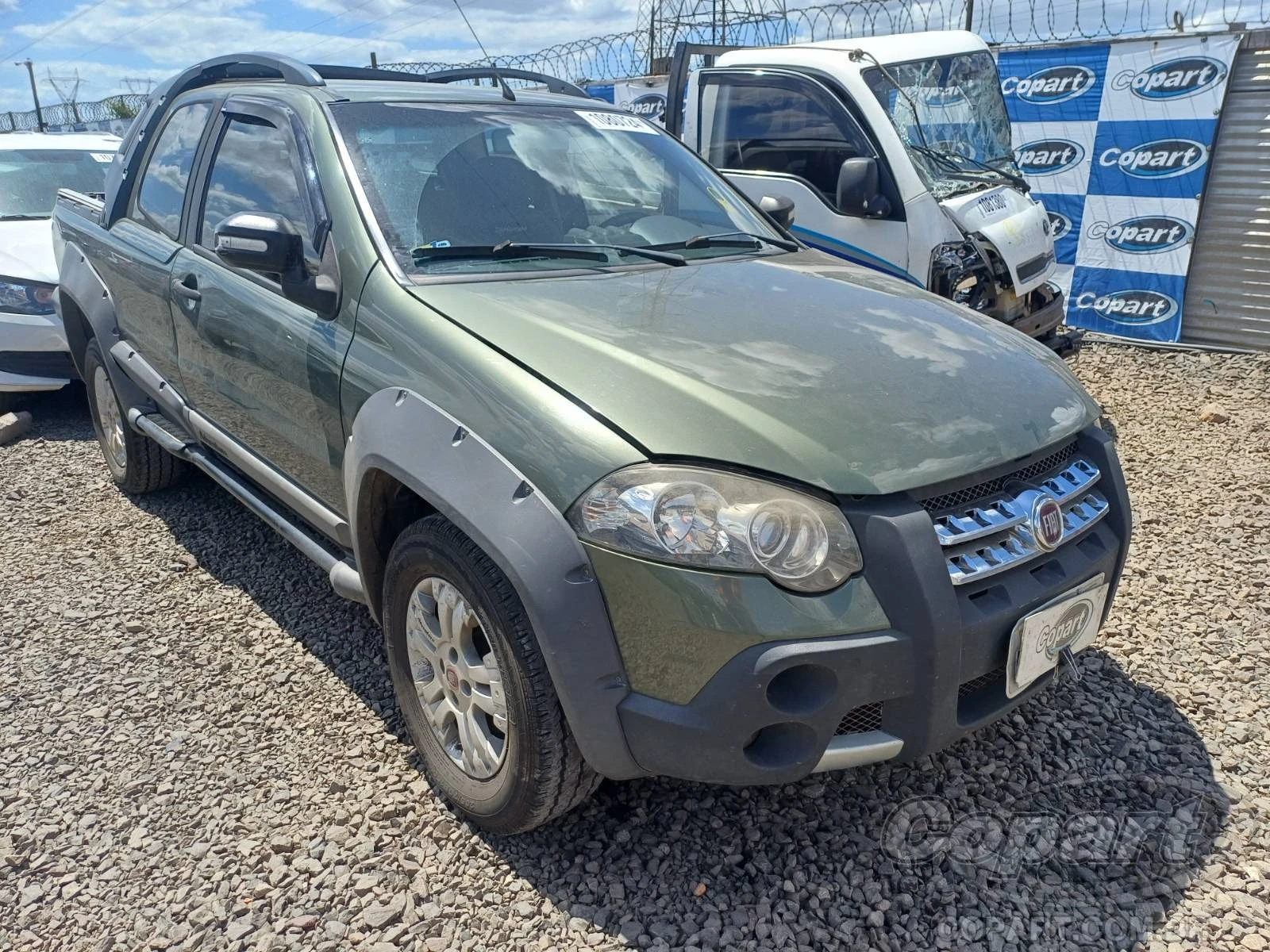Fiat Strada Adventure 2010 1.8 Automático (acabamento) em Canoas - Rio Grande do Sul