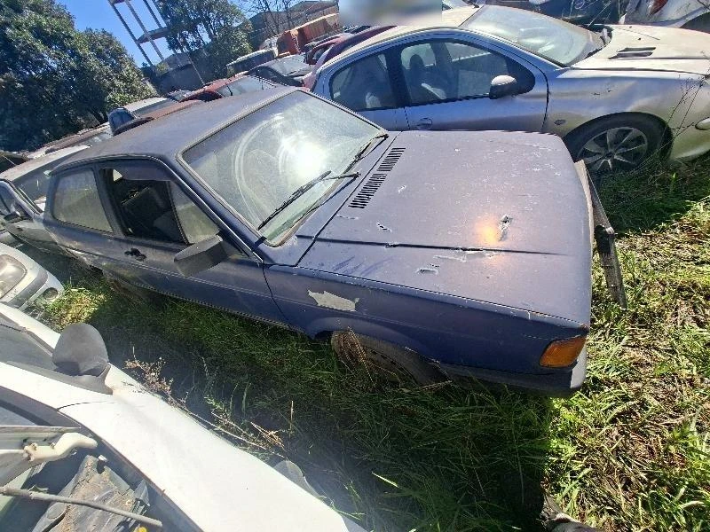 Volkswagen Gol CL 1988 Automóvel Azul em Rio Negrinho - Santa Catarina