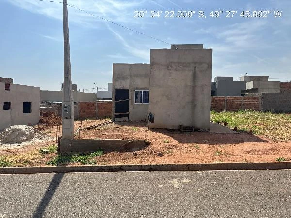 Casa com 3 Quartos em Bady Bassitt/SP em São José Do Rio Preto - São Paulo