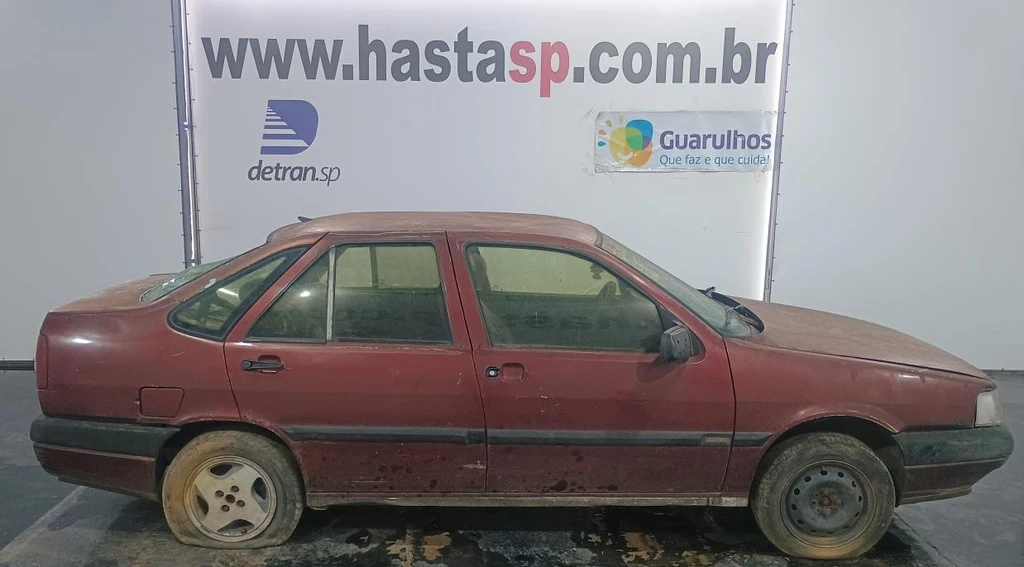 Fiat Tempra 1993 Vermelha em Casa Branca - São Paulo