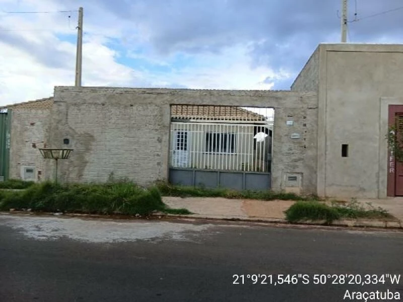 Casa com 2 Quartos em Araçatuba/SP em Araçatuba - São Paulo