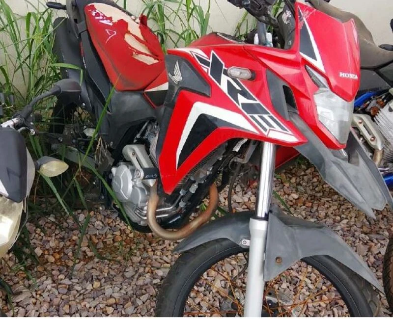 Honda XRE 300 ABS 2022 Vermelha em Rondonópolis - Mato Grosso
