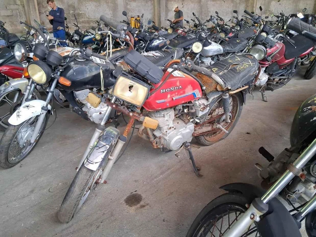 Honda CG 125 1984 Sucata Motor Servível em Campinas - São Paulo