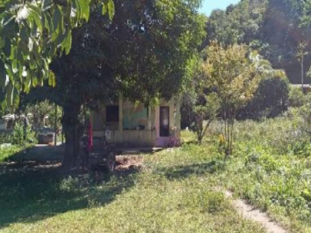 Casa com 2 Dormitórios em Magé/RJ em Magé - Rio de Janeiro