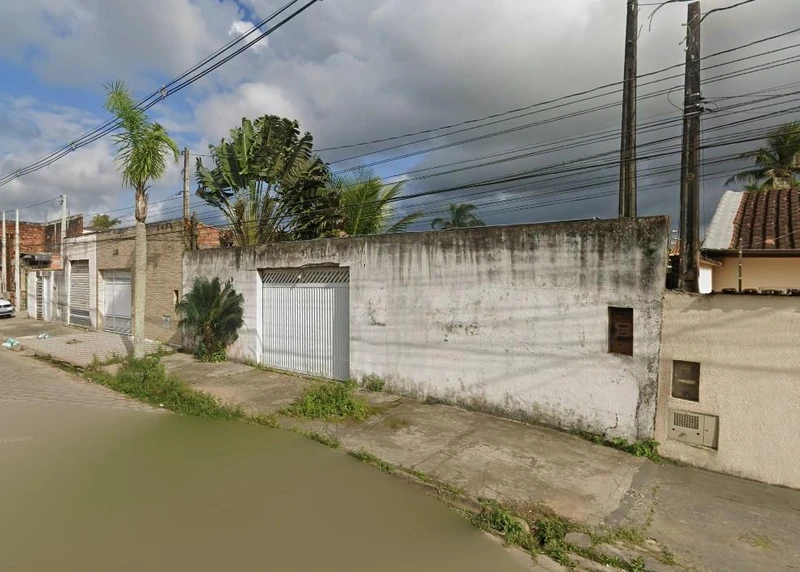 Casa com Piscina em Umuarama Parque Itanhaém, Itanhaém/SP em Itanhaém - São Paulo
