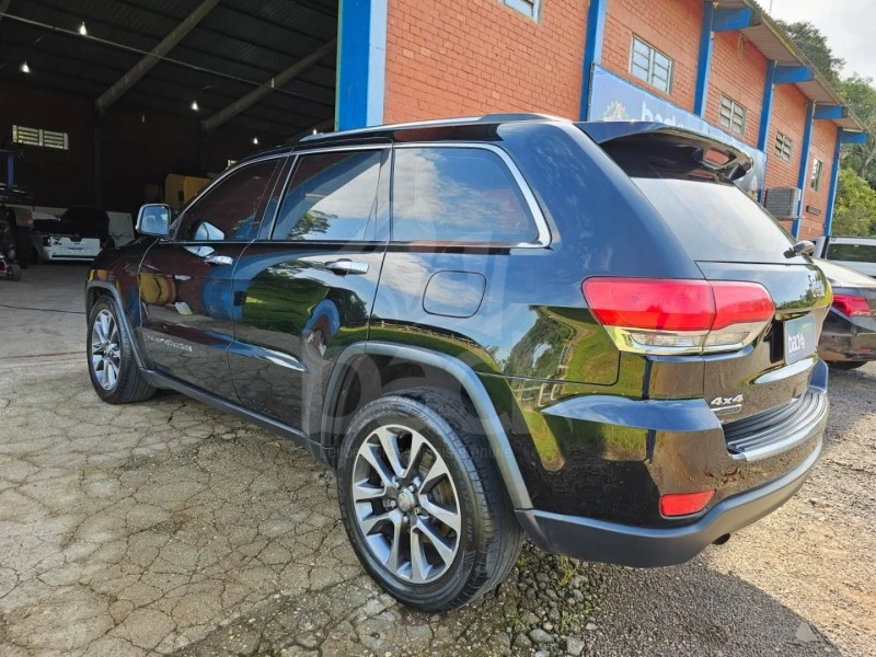 Jeep Grand Cherokee Limited 2018 3.0 Diesel Automático 4x4 em Rio Pardo - Rio Grande do Sul
