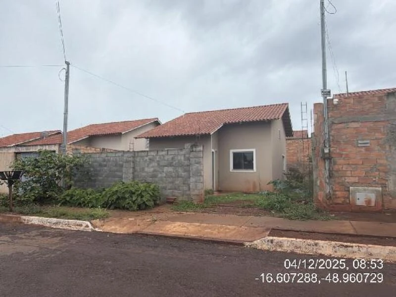 Casa com 2 Quartos em Bonfinópolis/GO em Bonfinópolis - Goiás