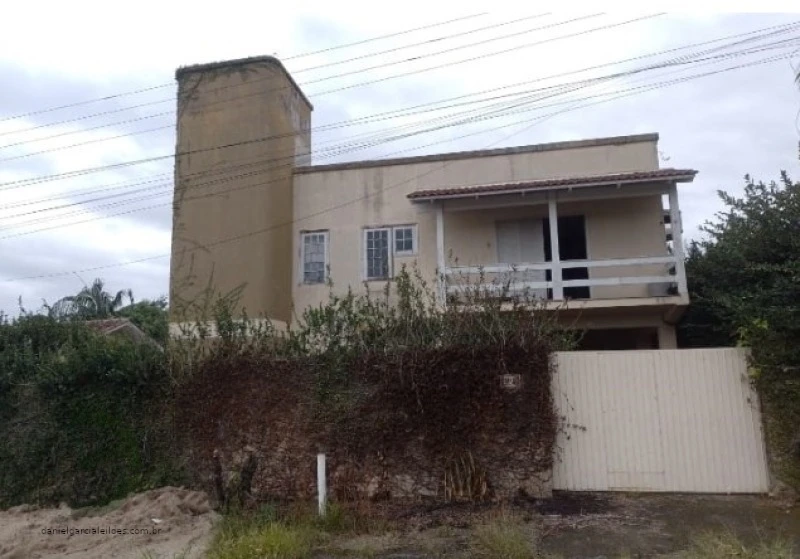 Terreno Terreno com construção em Criciúma/SC em Criciúma - Santa Catarina