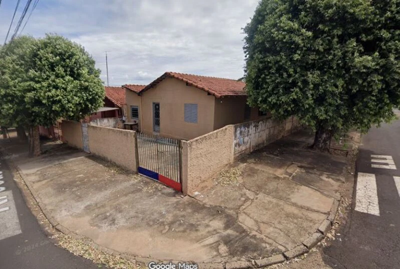 Casa com 3 Quartos em Guaraci/SP em Guaraci - São Paulo