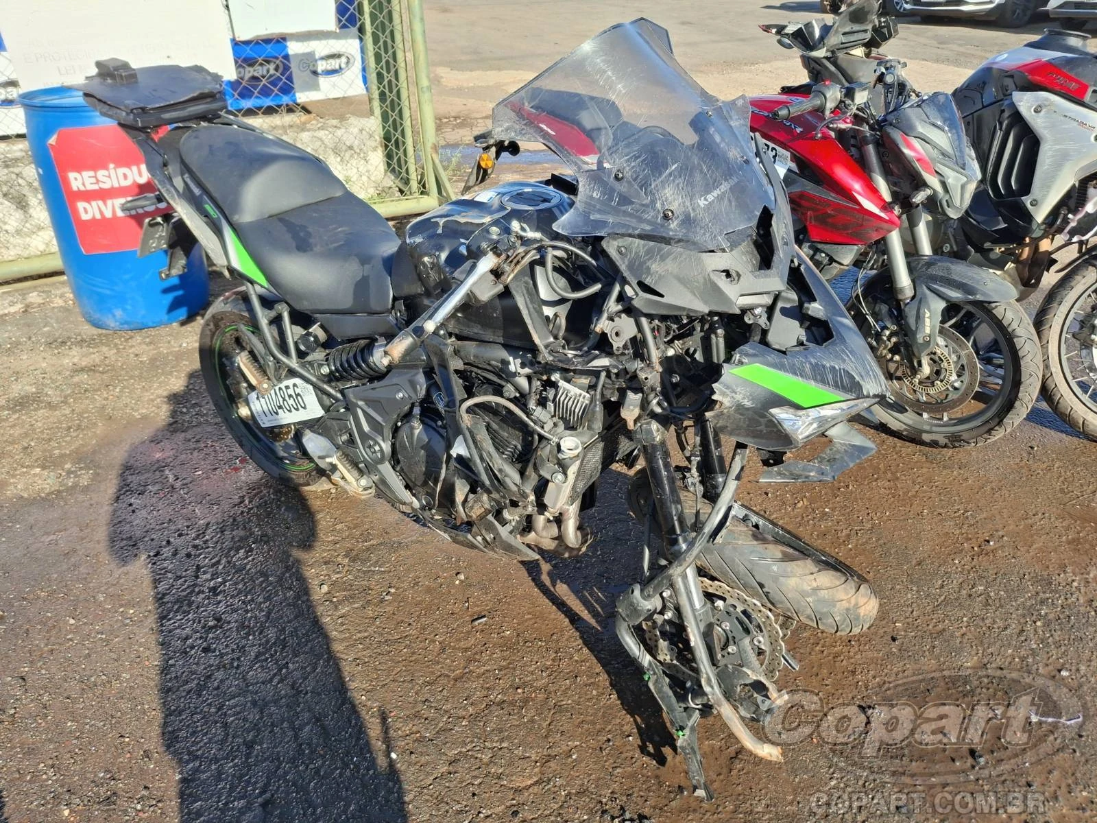 Kawasaki Versys Tourer 2024 650cc Gasolina Manual em Aparecida De Goiânia - Goiás