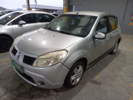 Renault Sandero PRI 16 2010 2011 Flex Manual em Tijucas - Santa Catarina