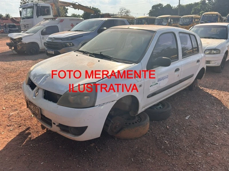 Renault Clio 16V 2007/2008 Flex em Aragarças - Goiás