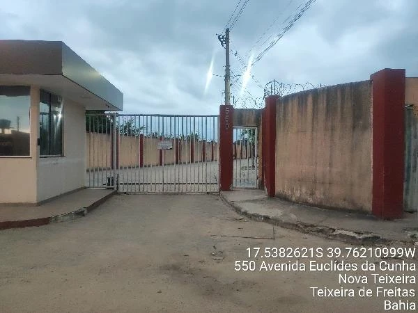 Casa com 2 Quartos em Teixeira de Freitas/BA em Teixeira De Freitas - Bahia