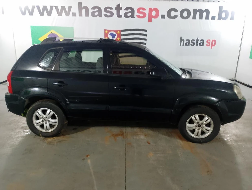 Hyundai Tucson 2007 Preto em Casa Branca - São Paulo