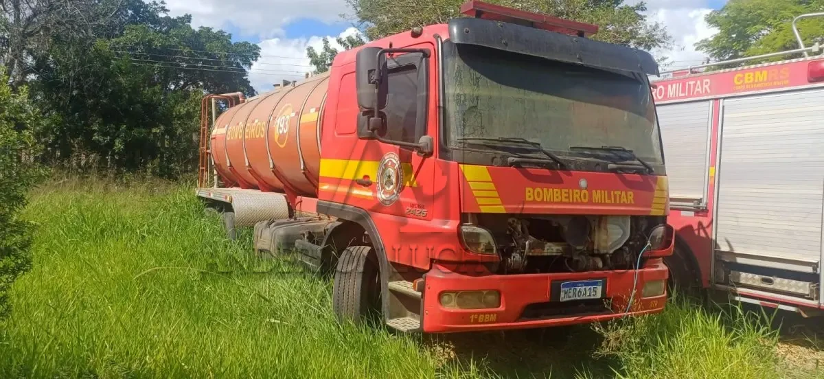 Mercedes-Benz Atego 2425 2008 Diesel Automático em Porto Alegre - Rio Grande do Sul