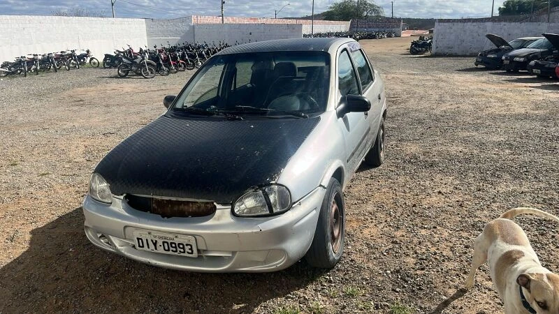 Chevrolet Corsa Classic 2003 Gasolina Bege em Itaberaba - Bahia