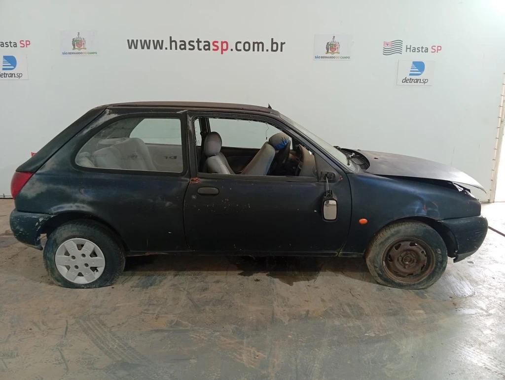 Ford Fiesta 1998 Preto em Porto Feliz - São Paulo