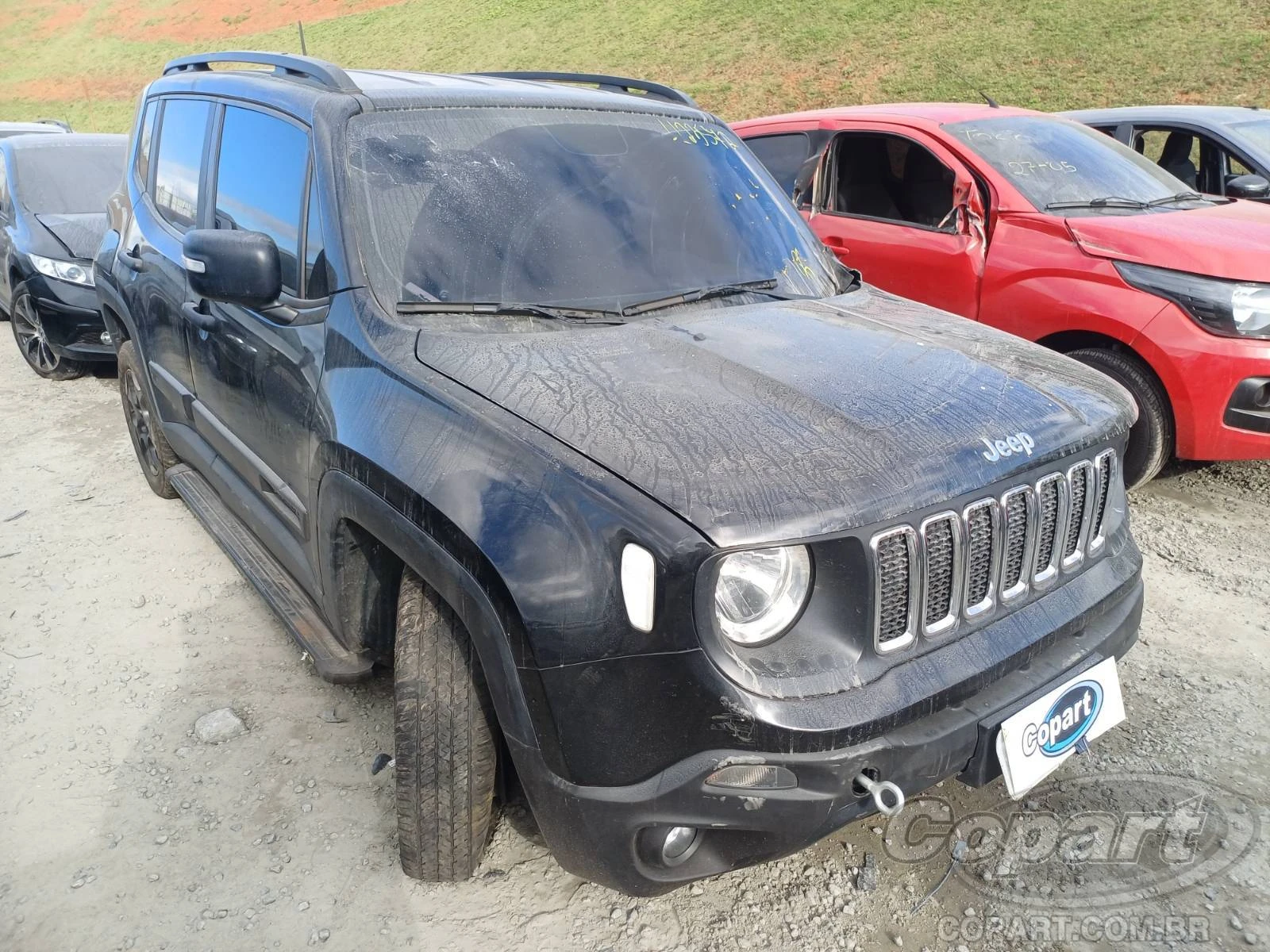 Jeep Renegade Renegade 1.8 2019 Média Monta em Itaquaquecetuba - São Paulo