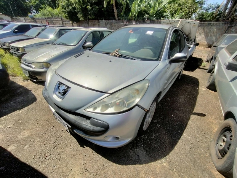 Peugeot 307 Sucata Aproveitável Motor Inservível em Marília - São Paulo