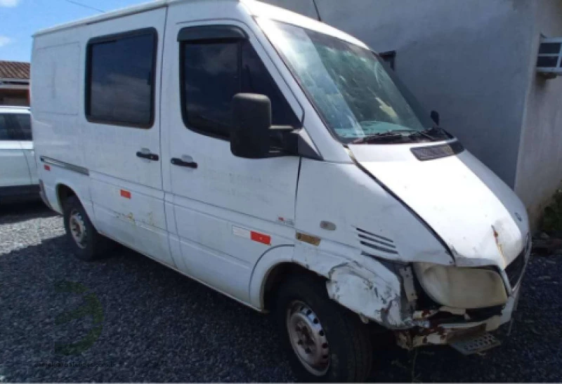 Mercedes-Benz Sprinter 2004 Van Automático?