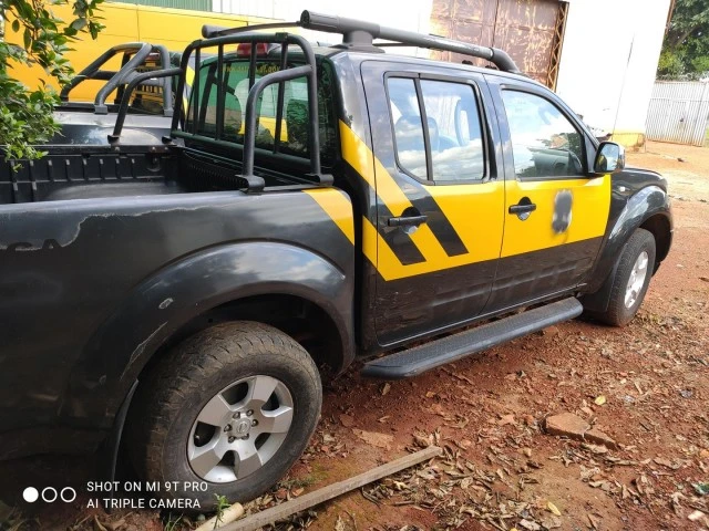 Nissan Frontier LE 25 X4 2010