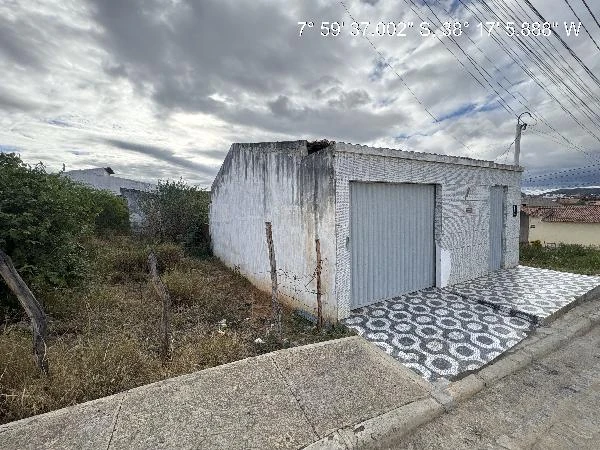 Casa com 2 Quartos em Serra Talhada/PE em Serra Talhada - Pernambuco