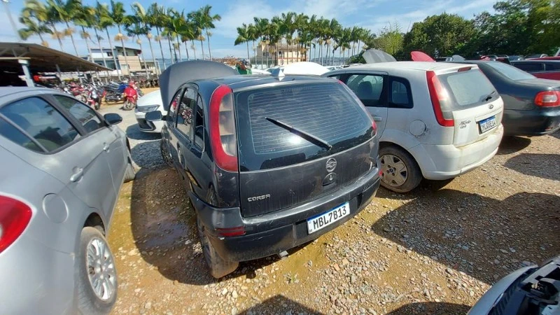 Chevrolet Corsa 2002 em Palhoça - Santa Catarina