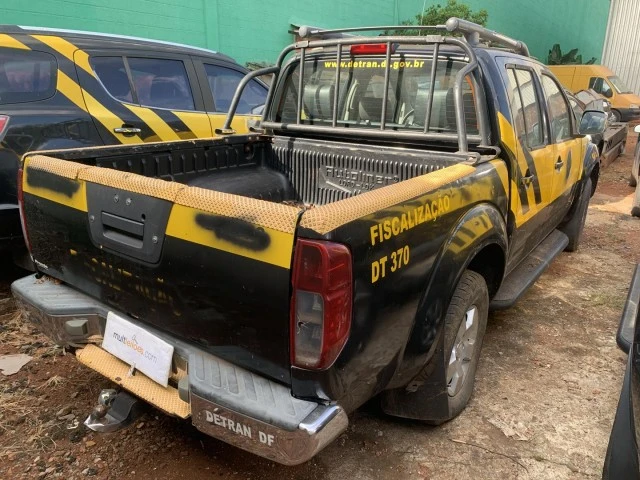 Nissan Frontier LE 25 X4 2010 em null