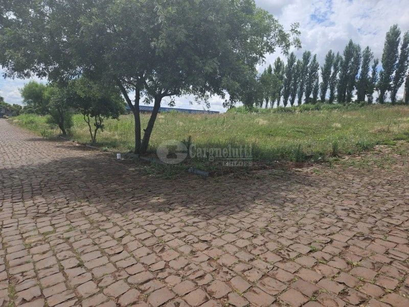 Terreno no Esquina em Barracão/RS em Barracão - Rio Grande do Sul