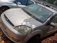 Ford Fiesta Edge 2002/2003 em Araras - São Paulo