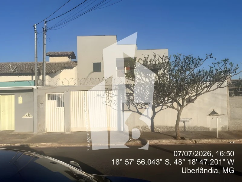 Apartamento com 2 Quartos em Uberlândia/MG em Uberlândia - Minas Gerais