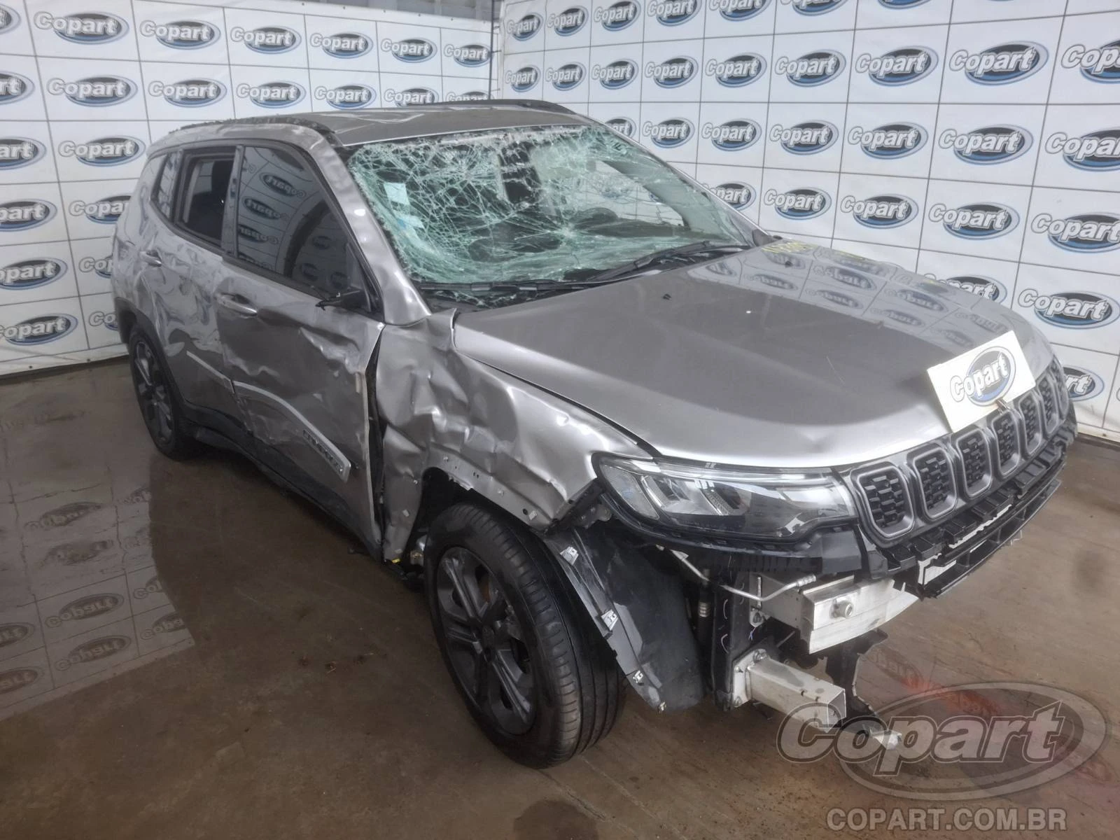Jeep Compass Longitude 2025 1.3 Turbo Automático em Candeias - Bahia