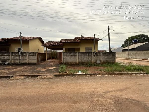 Casa com 2 Quartos em Barro Alto/GO em Barro Alto - Goiás