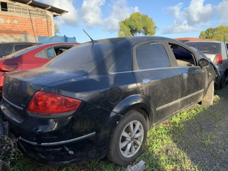Fiat Linea Lx 1.8 em Salvador - Bahia