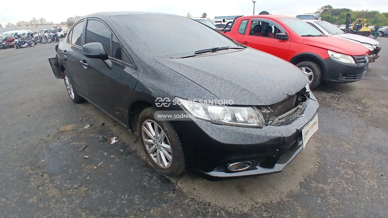 Honda Civic LXS 2014 1.8 Automático em Guarulhos - São Paulo