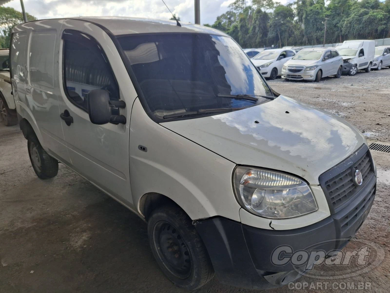 Fiat Doblo Cargo Doblo Cargo 2015 1.8 Automático? em Embu Das Artes - São Paulo