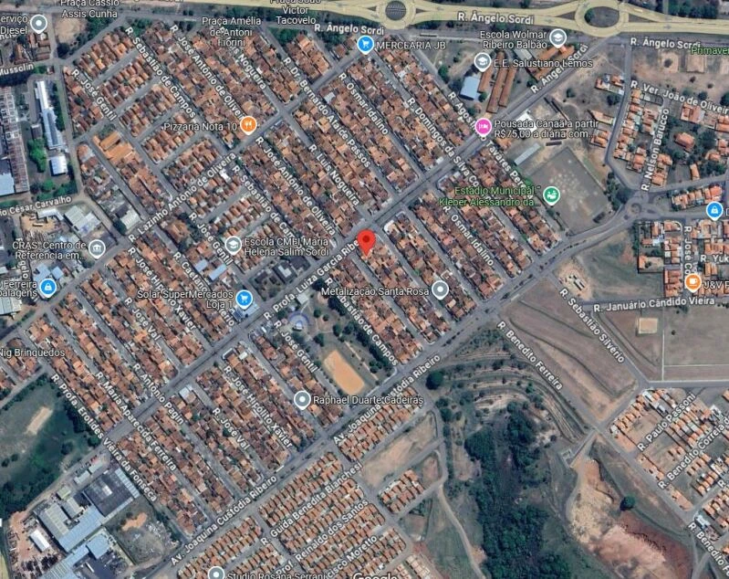 Prédio Residencial com 7 cômodos em Santa Rosa de Viterbo/SP em Santa Rosa De Viterbo - São Paulo