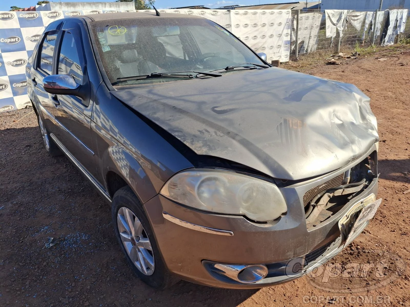 Fiat Siena ELX 2010 1.4 Fire Automático em Cuiabá - Mato Grosso