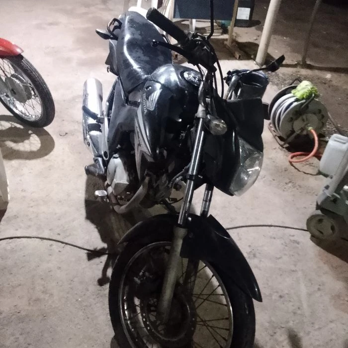 Honda CG 150 Titan Titan 2015 150cc Manual em Camboriú - Santa Catarina