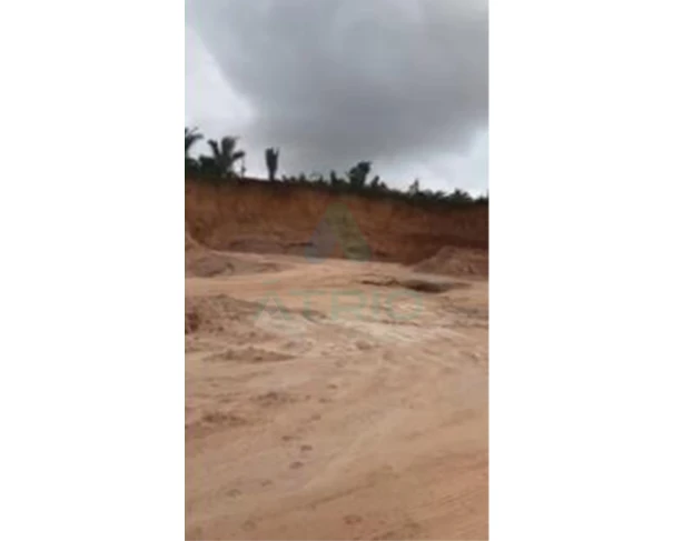 Terreno no Bairro Santa Maria da Codipi em Teresina/PI em Teresina - Piauí