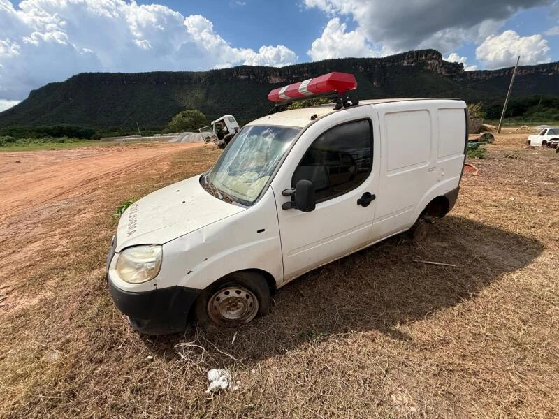 Fiat Doblo Amb2 2010 Branca em Taguatinga - Tocantins