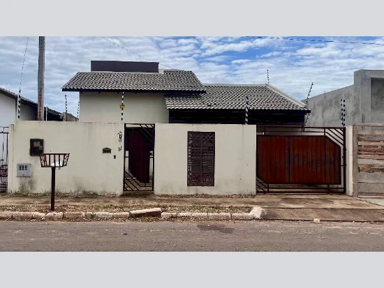 Casa em Nova Mutum/MT em Nova Mutum - Mato Grosso